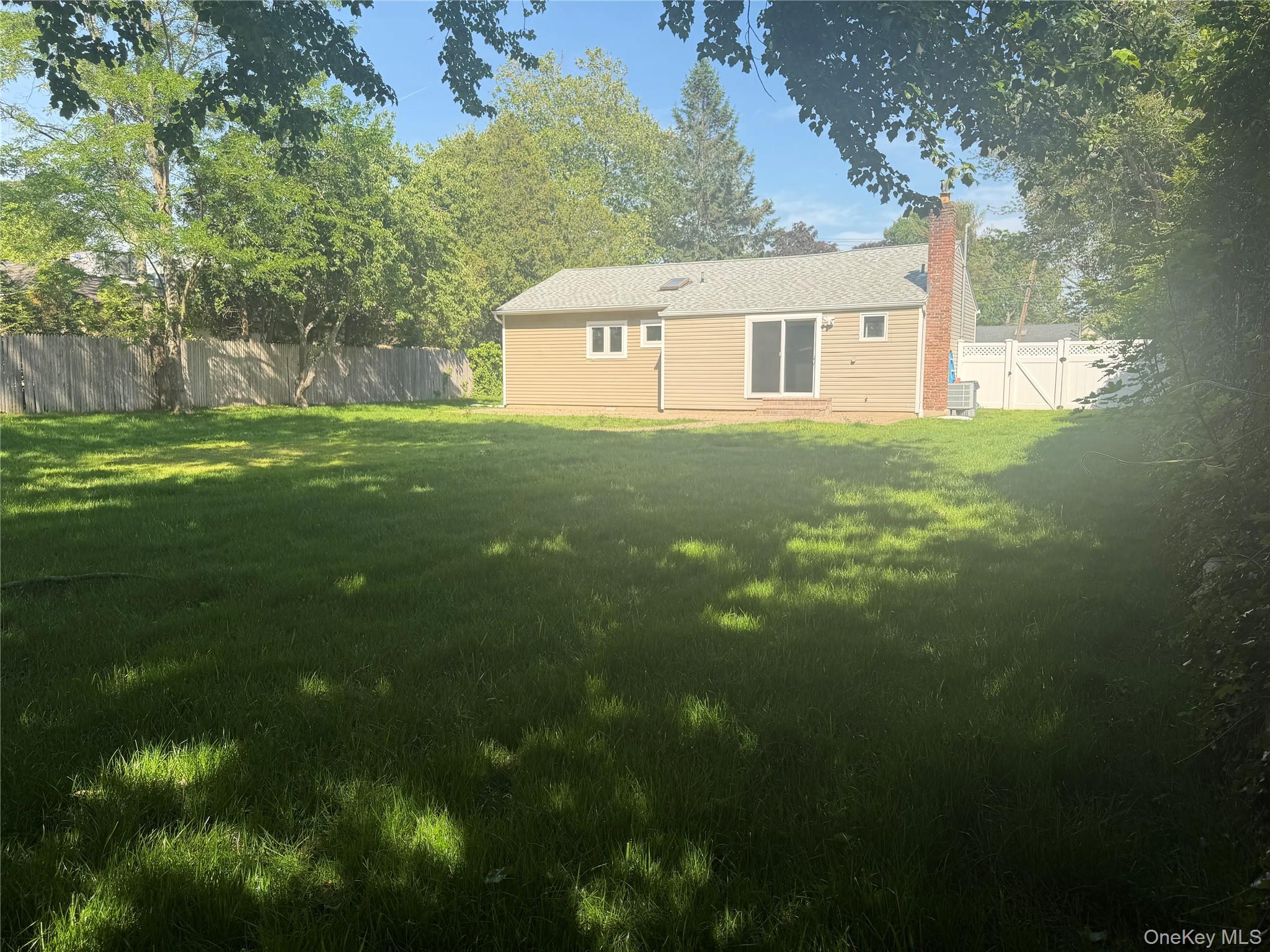 16 Lincoln Drive