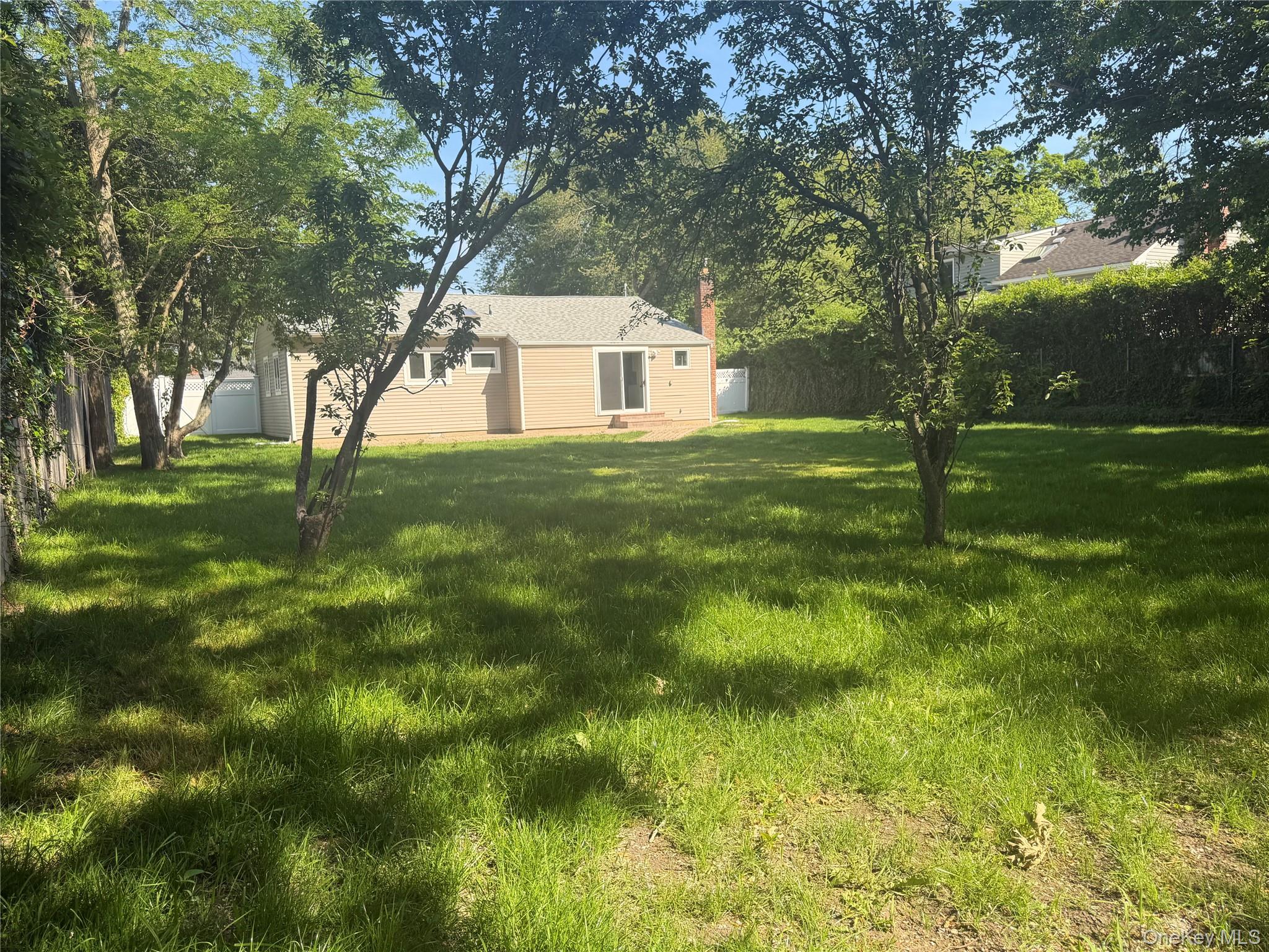16 Lincoln Drive