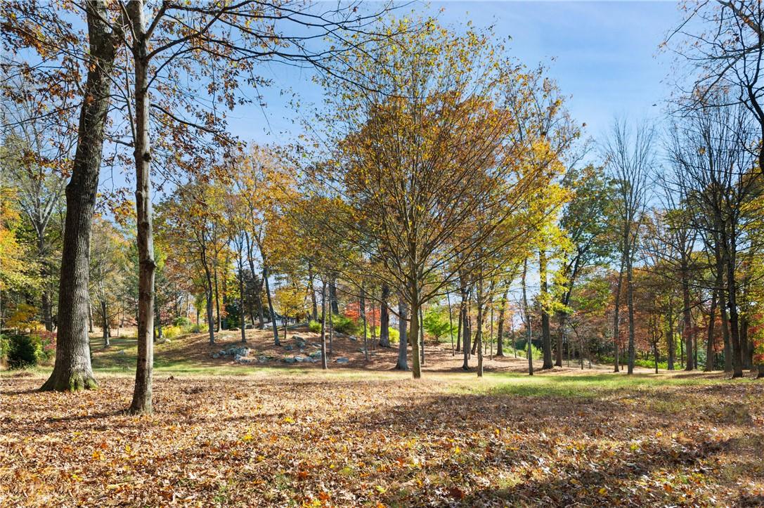165 Croton Lake Road, Katonah, New York image 9