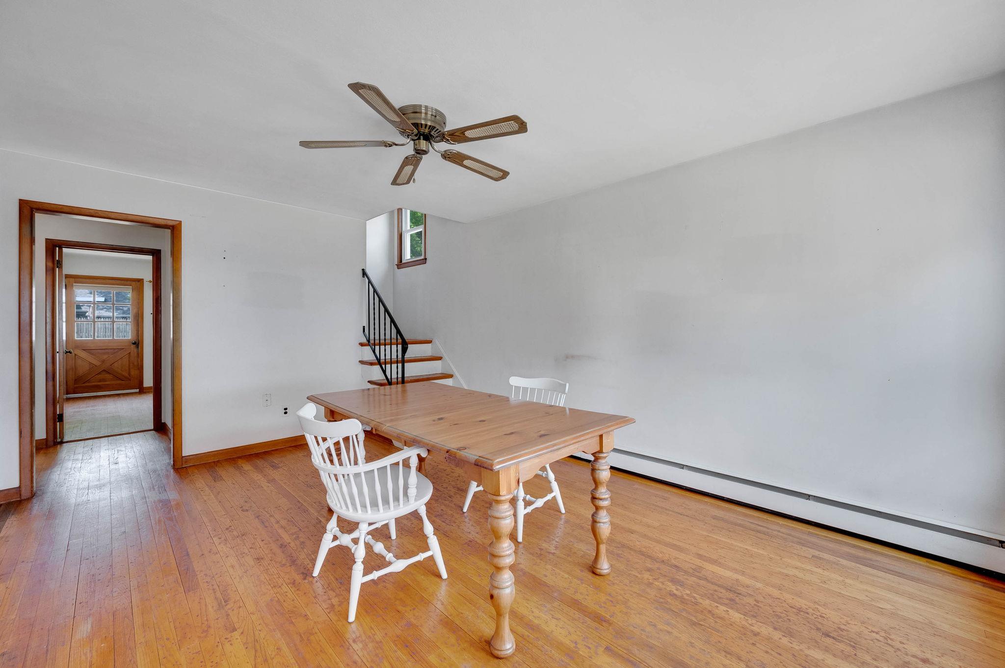 170 Taft Crescent, Centerport, New York image 9