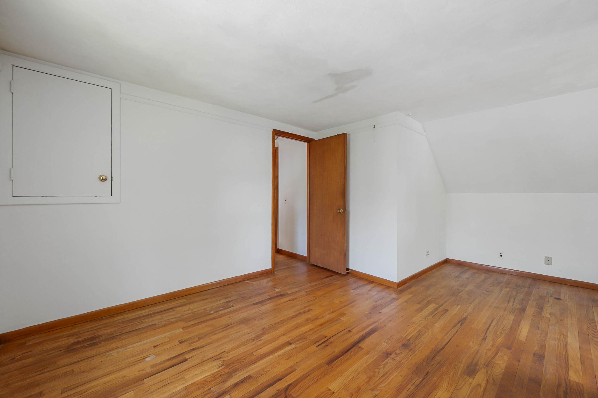 170 Taft Crescent, Centerport, New York image 22