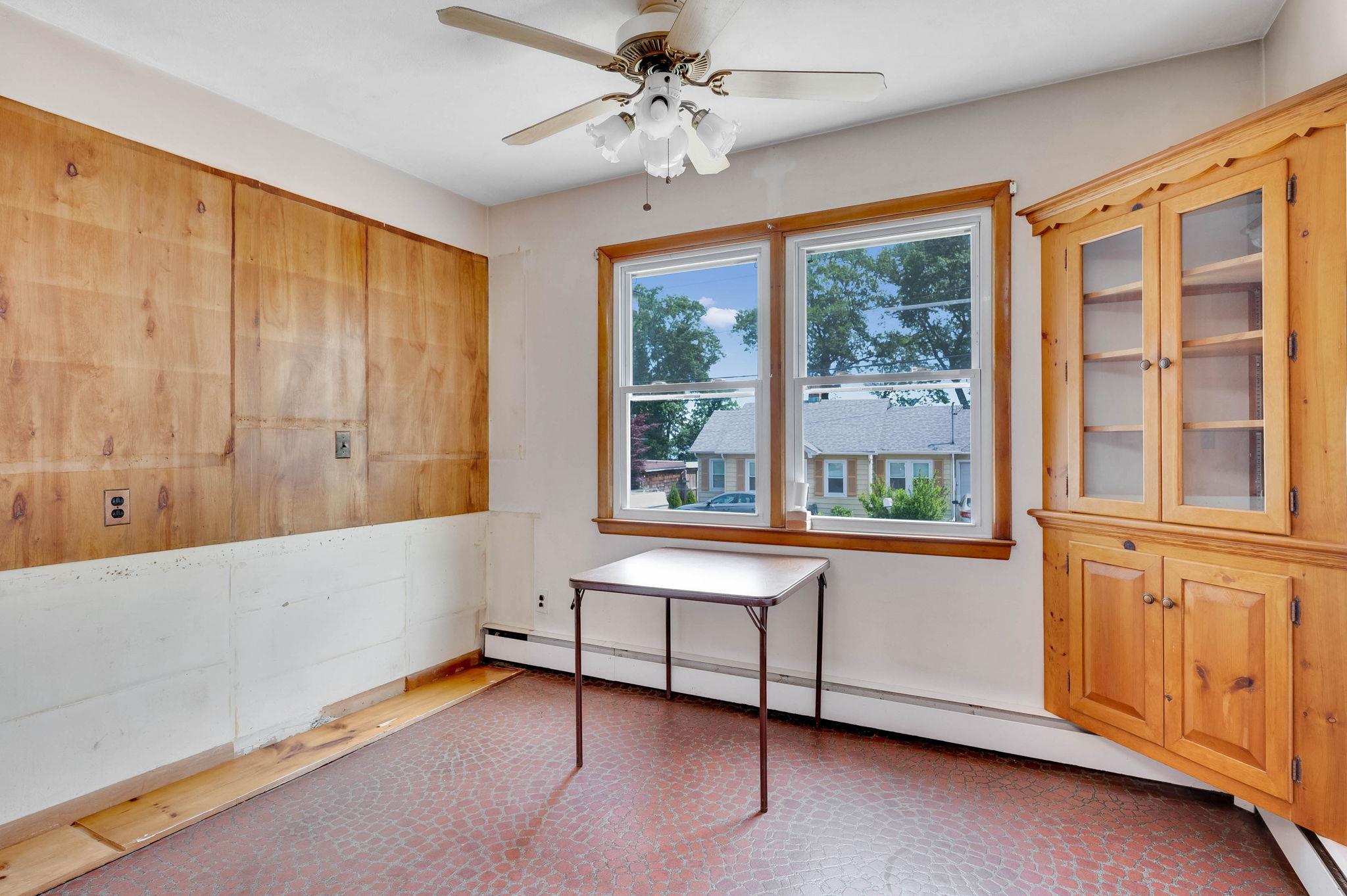 170 Taft Crescent, Centerport, New York image 15