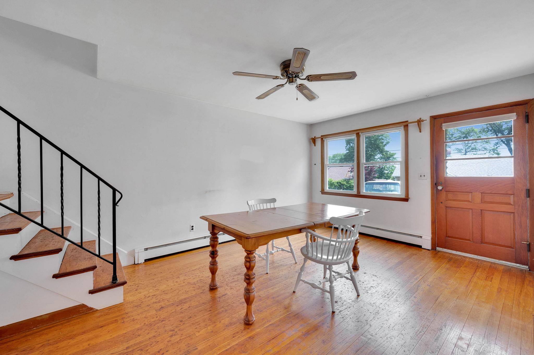 170 Taft Crescent, Centerport, New York image 10
