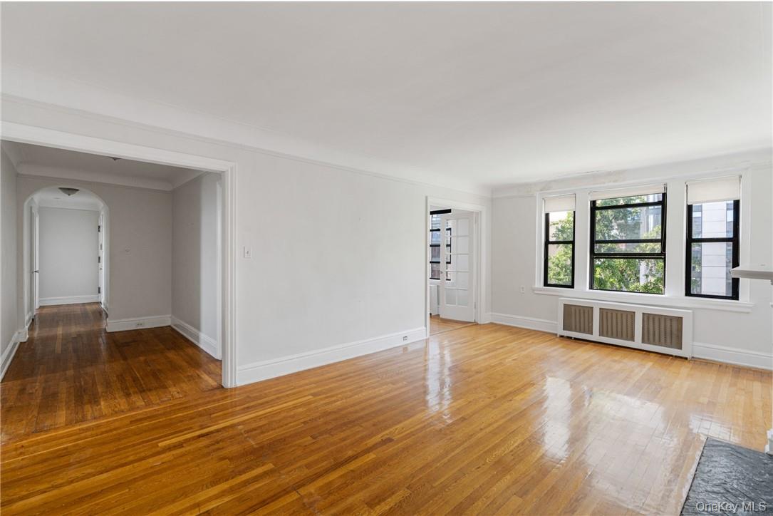 240 Martine Avenue 4G