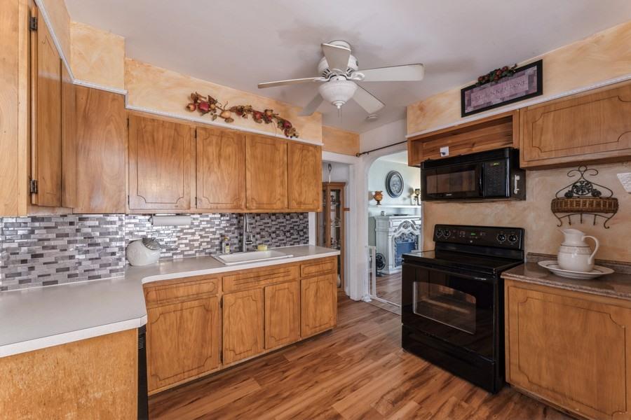 100 Evans Avenue, Elmont, New York image 15