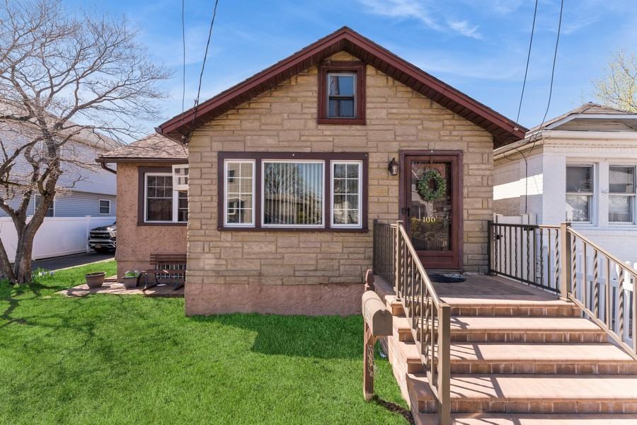 100 Evans Avenue, Elmont, New York image 2