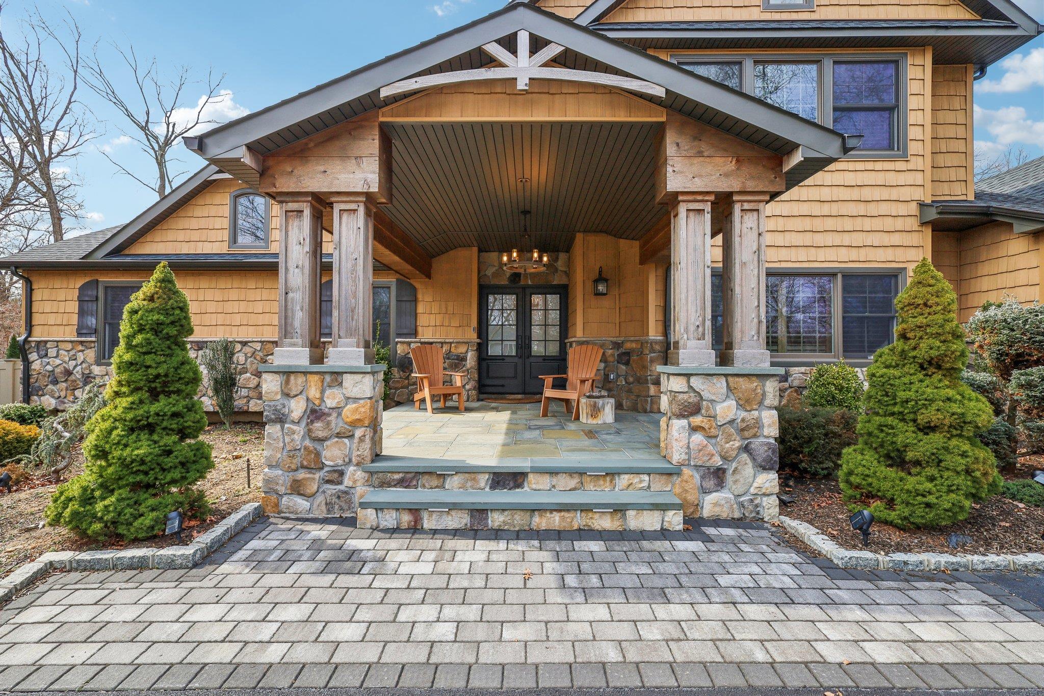 5 Danville Drive, Greenlawn, New York image 3