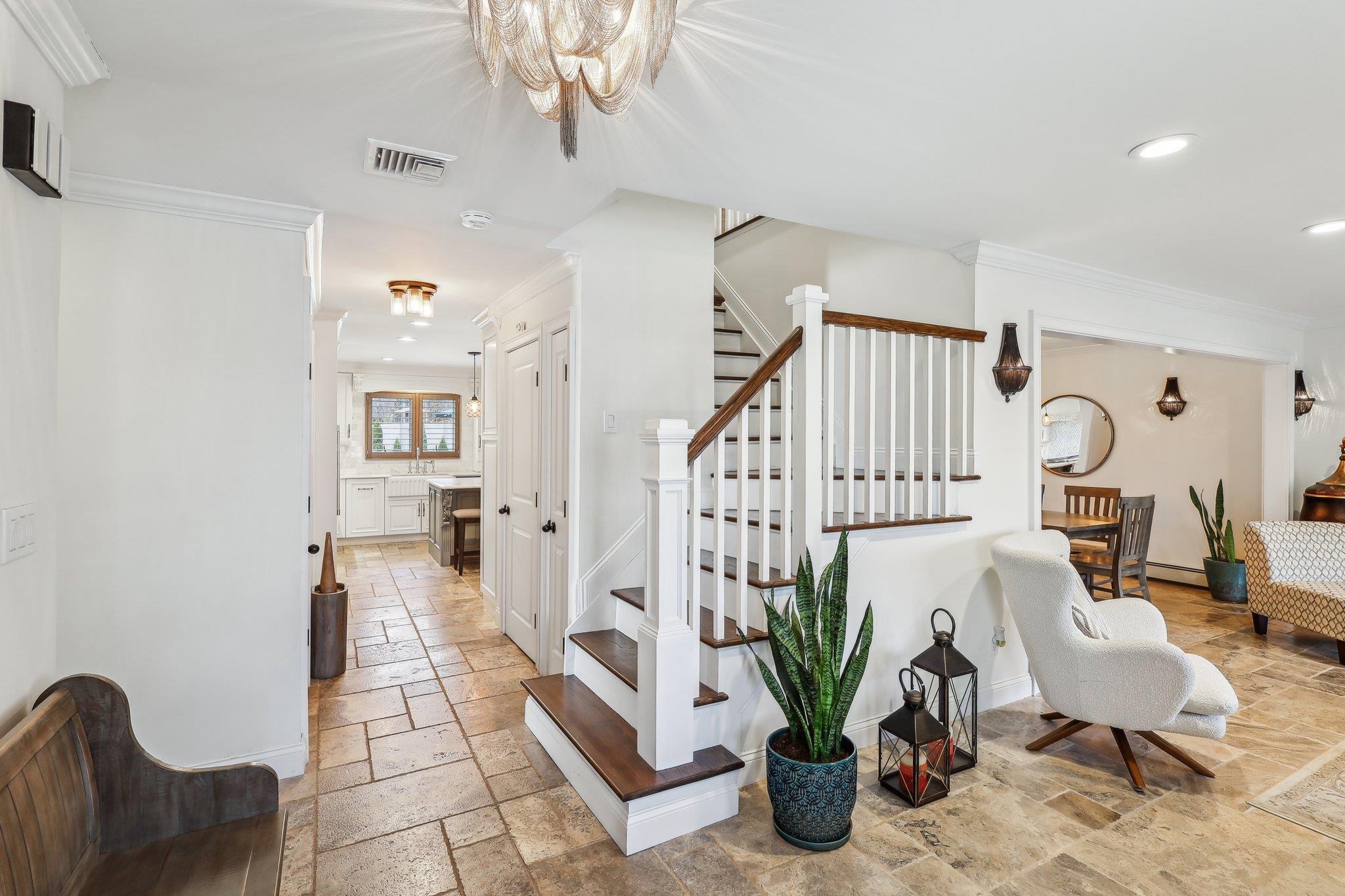 5 Danville Drive, Greenlawn, New York image 9
