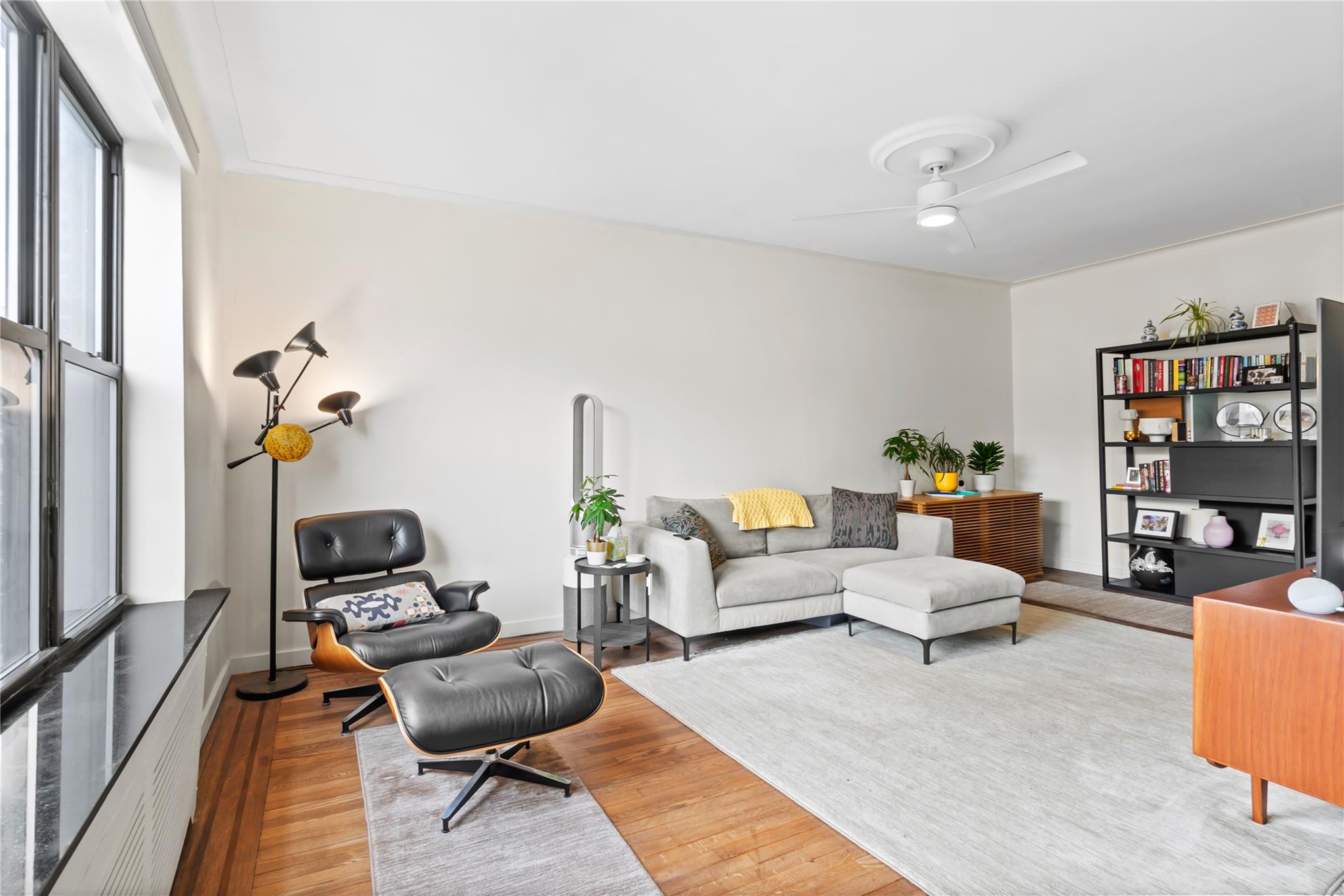73-20 Austin Street #6K, Forest Hills, New York image 3
