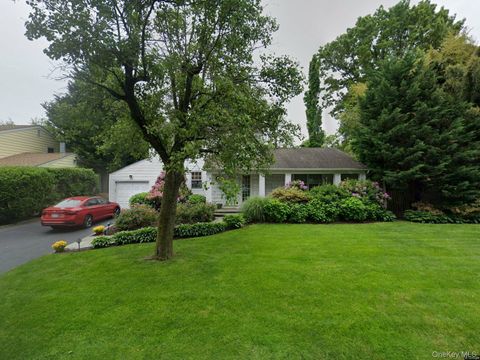 29 Argyle Road Albertson NY 11507