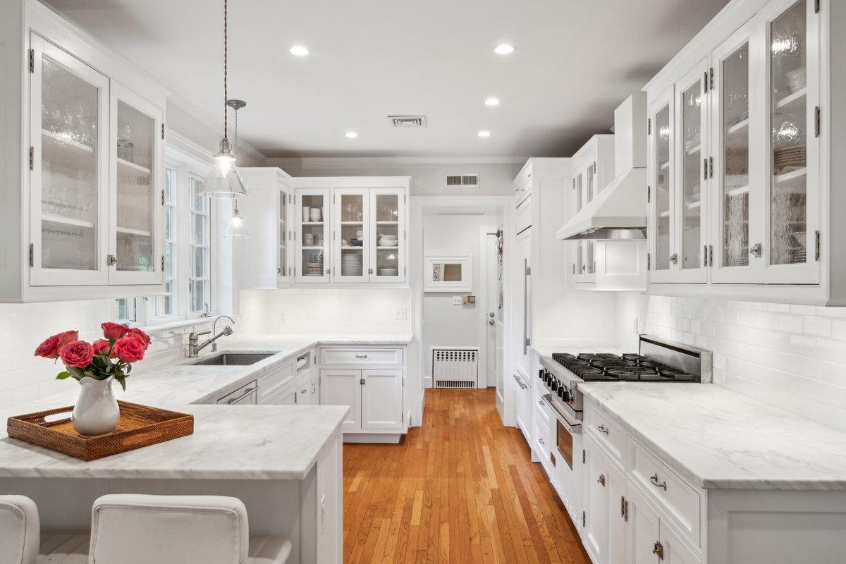 219 Rockingstone Avenue, Larchmont, New York image 11