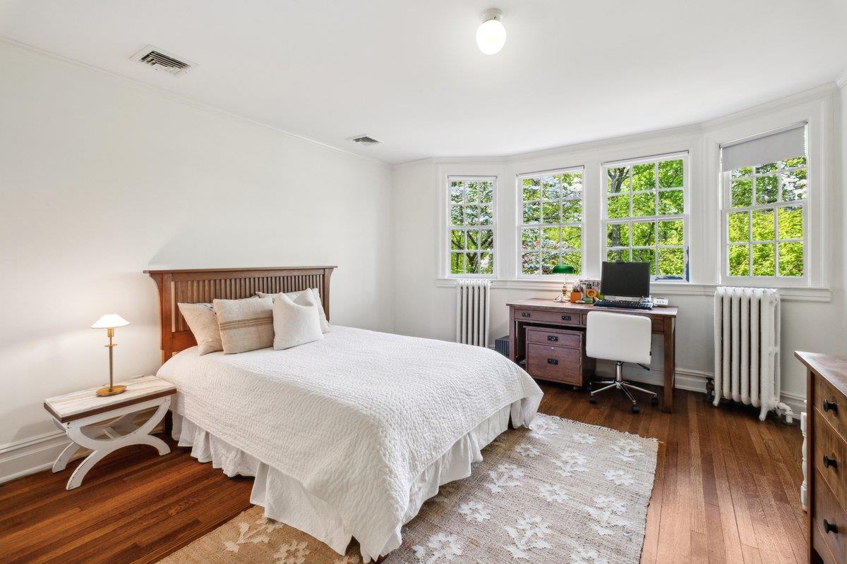 219 Rockingstone Avenue, Larchmont, New York image 24