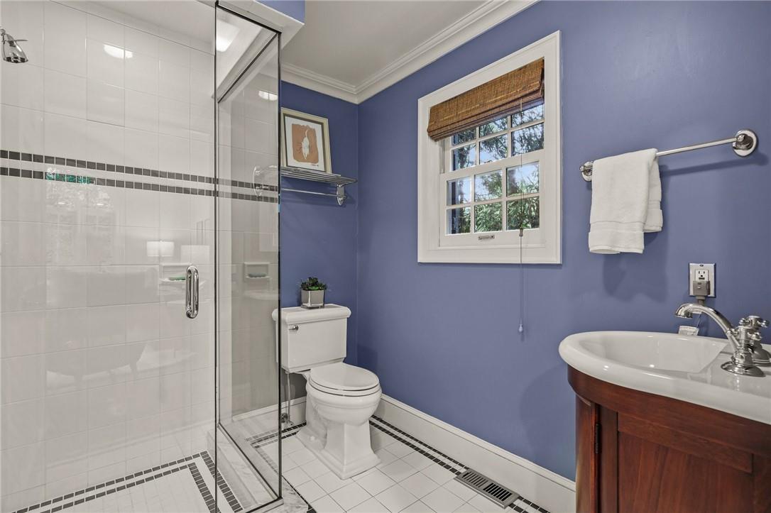 44 Taunton Road, Scarsdale, New York image 14
