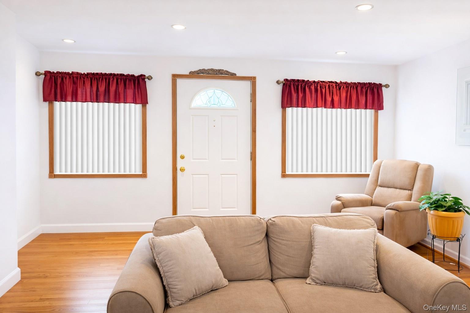 9309 Vanderveer Street