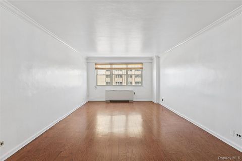 10230 66 Road 14A Forest Hills NY 11375