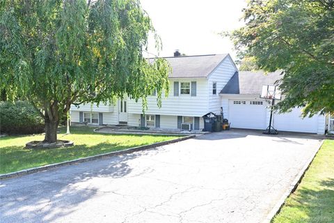 Photo of 41 Harkin Road, Carmel, NY 10512 (MLS # 930263) Photo of 41 Harkin Road, Carmel, NY 10512 (MLS # 930263)