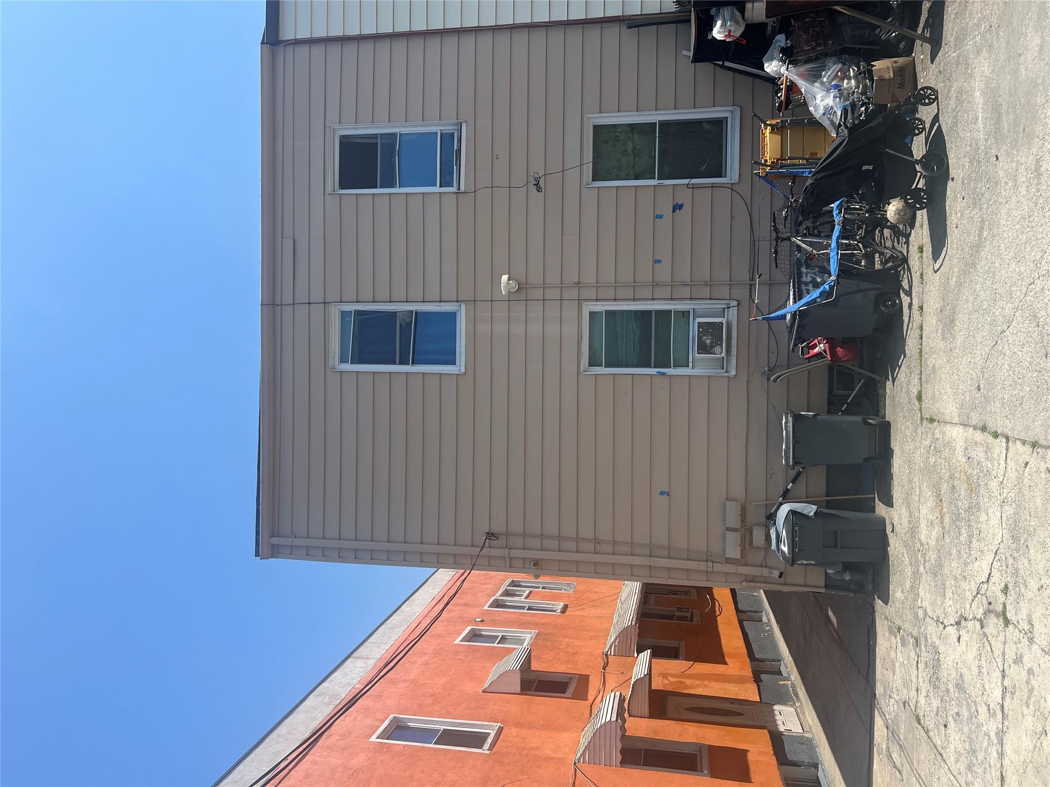 3758 100th Street