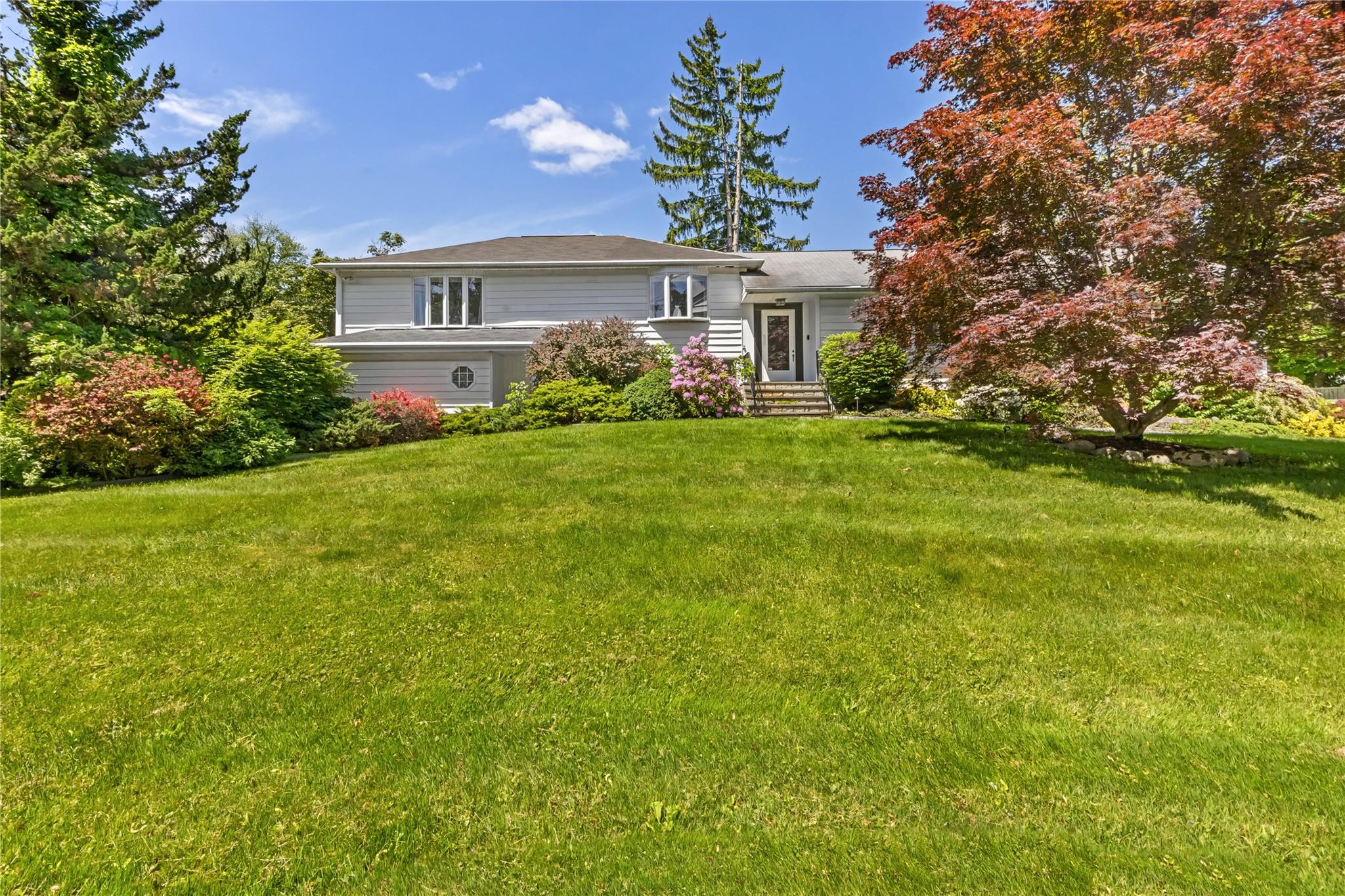 2307 Hawthorne Drive, Yorktown Heights, New York image 3