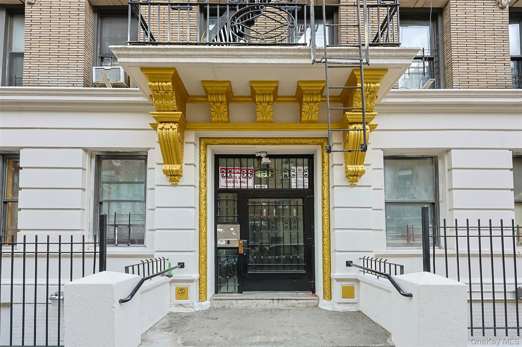 512 W 180th Street