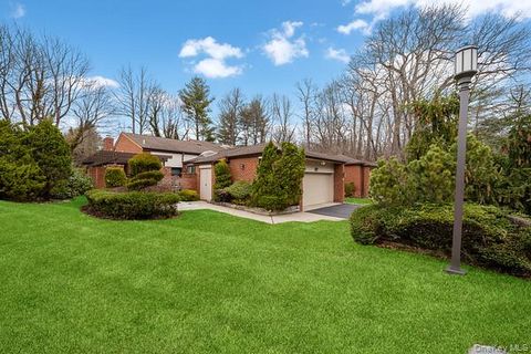 86 Dove Hill Drive Manhasset NY 11030