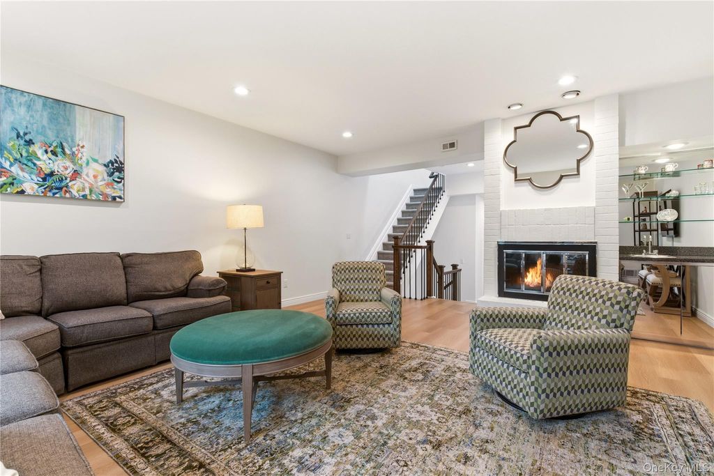 Photo of 44 Hidden Ridge Drive, Syosset, NY 11791 (MLS # 1003312)