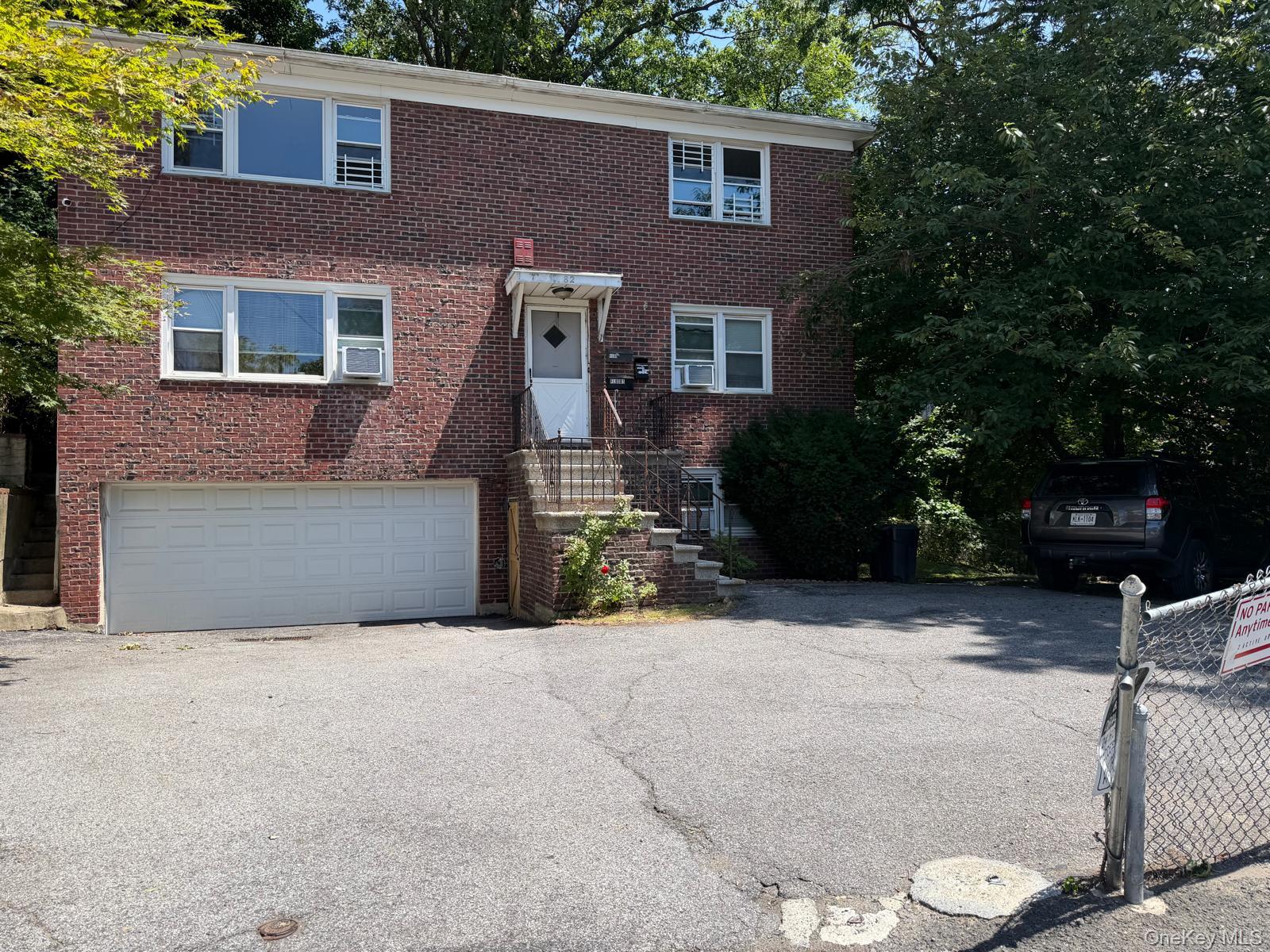 Photo 1 of 6 — 82 Laurel Place 2, Yonkers, NY 10704
