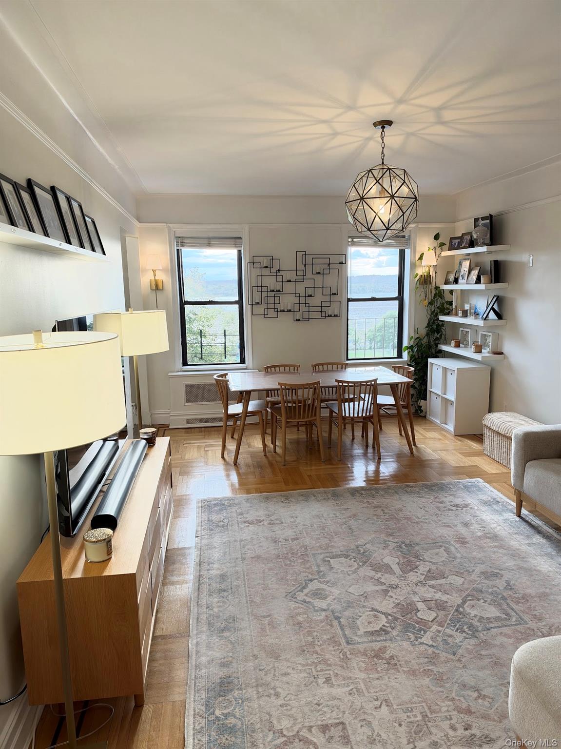 MLS: 1060406