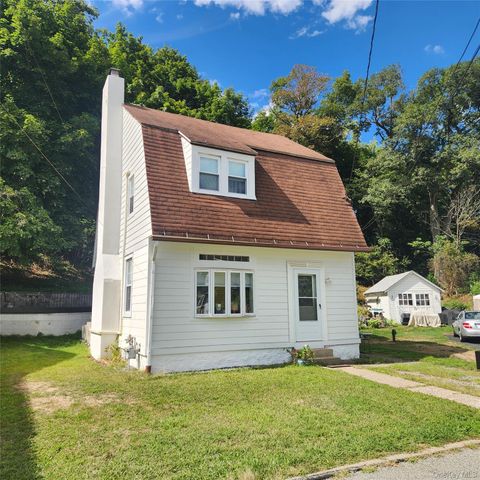 Photo of 16 Circle Drive, Tuxedo Park, NY 10987 (MLS # 904577)