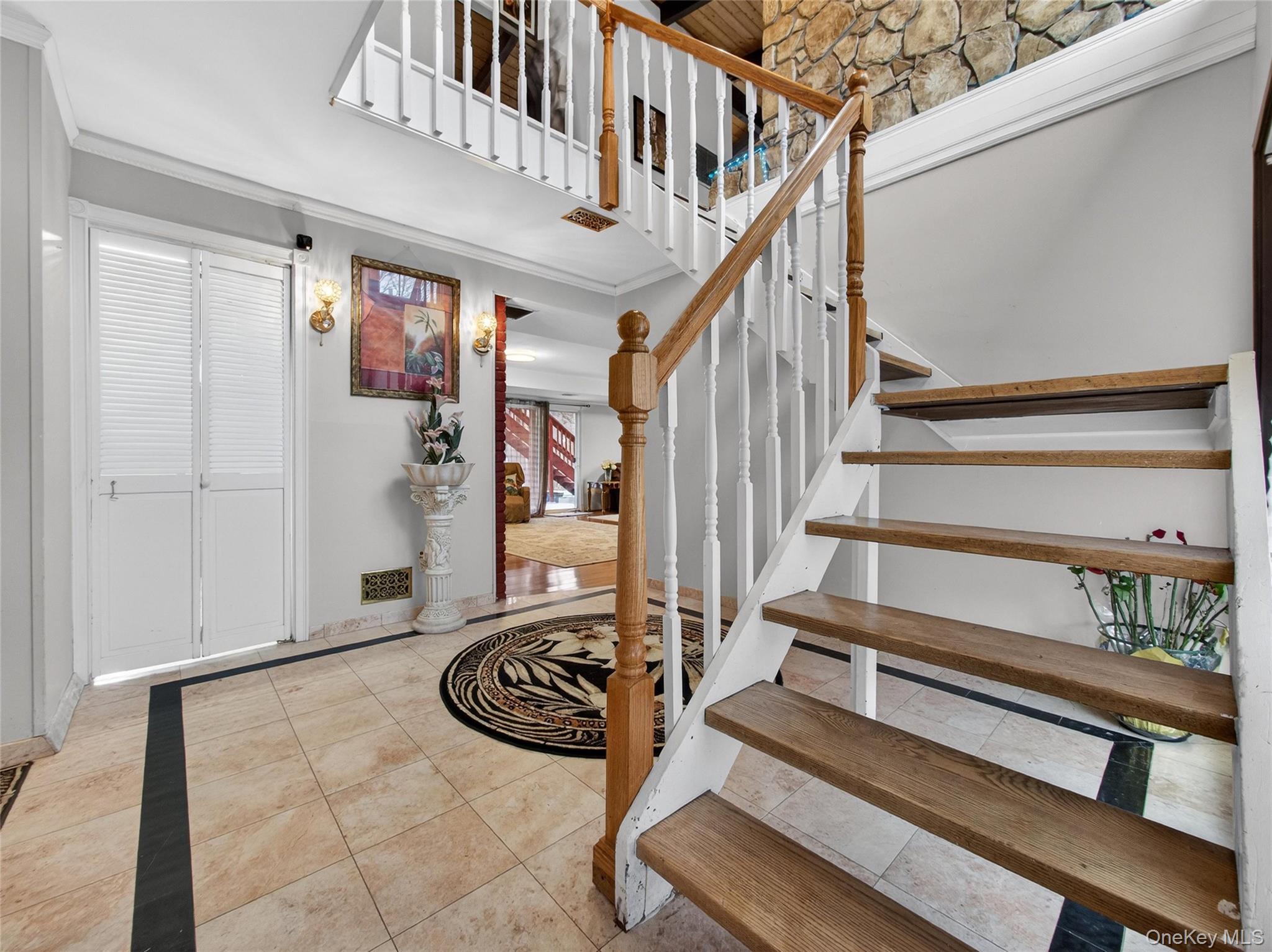 810 Haverstraw Road