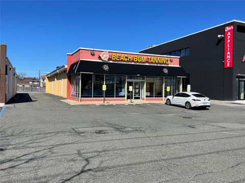 3151 Hempstead Levittown NY 11756