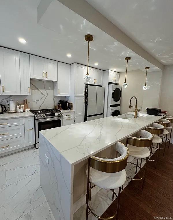 20-19 utopia pkwy 1-371