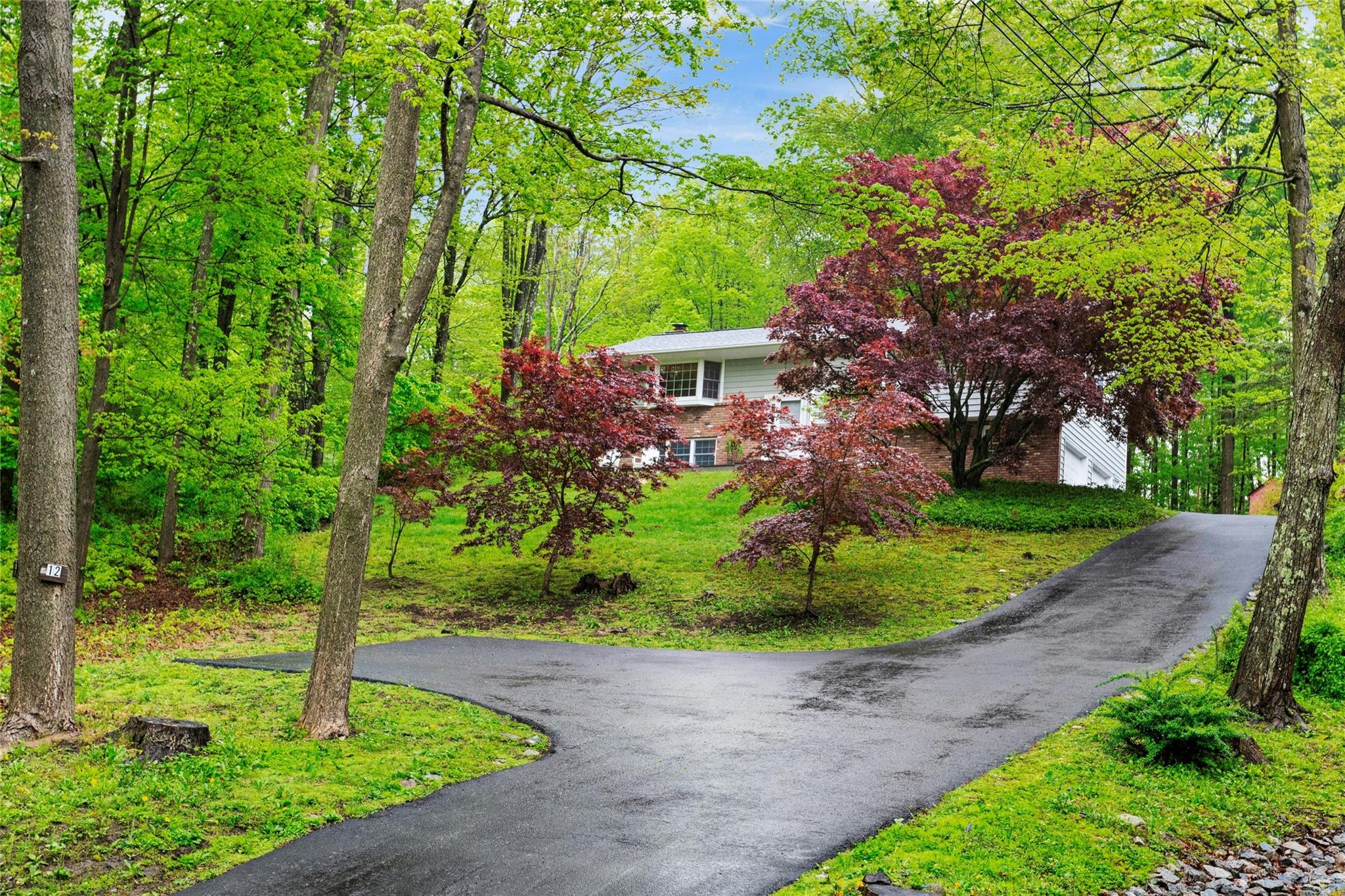12 Truesdale Lake Drive, South Salem, New York image 27