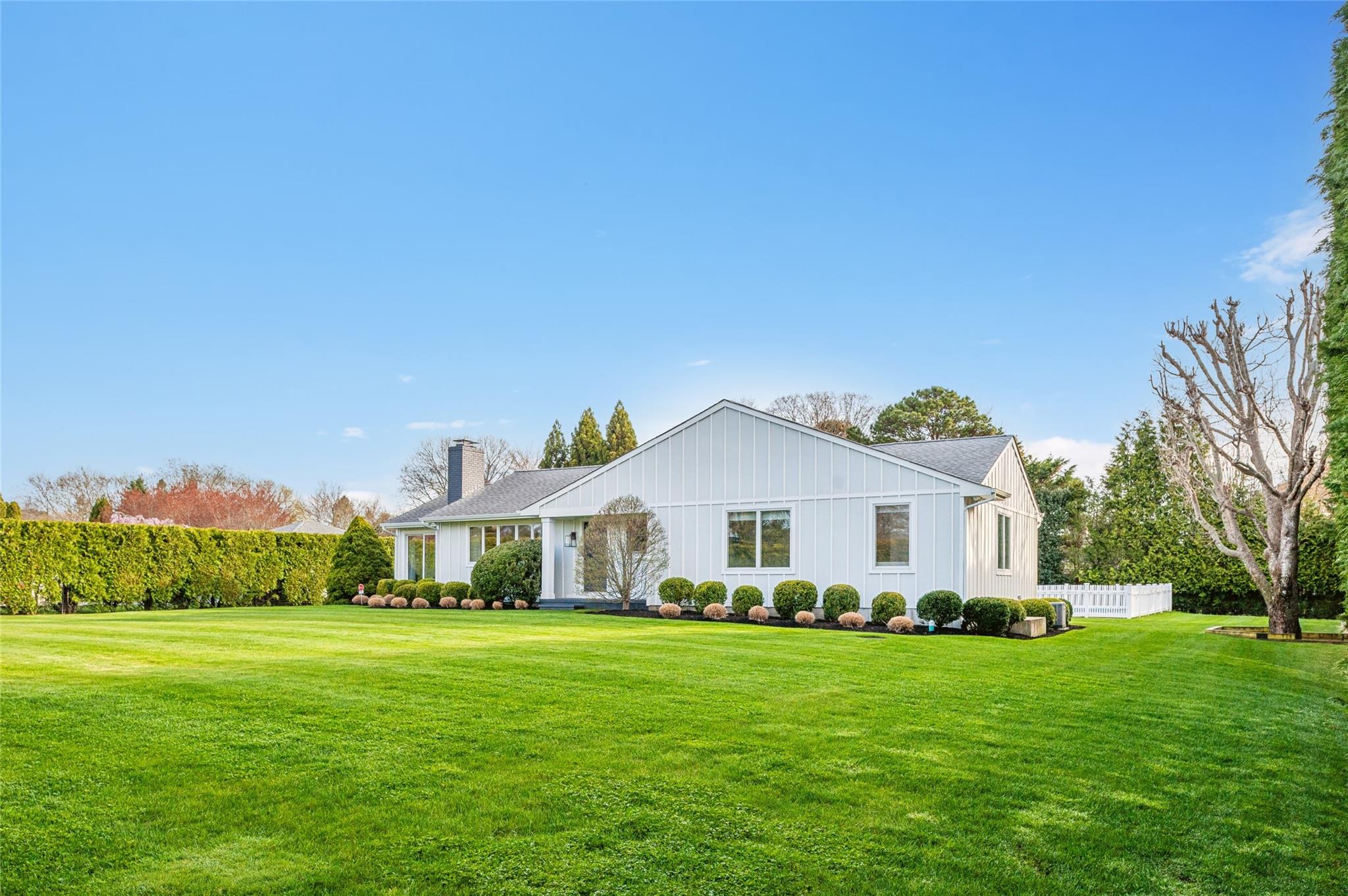 75 Saint Andrews Road, Southampton, New York image 3