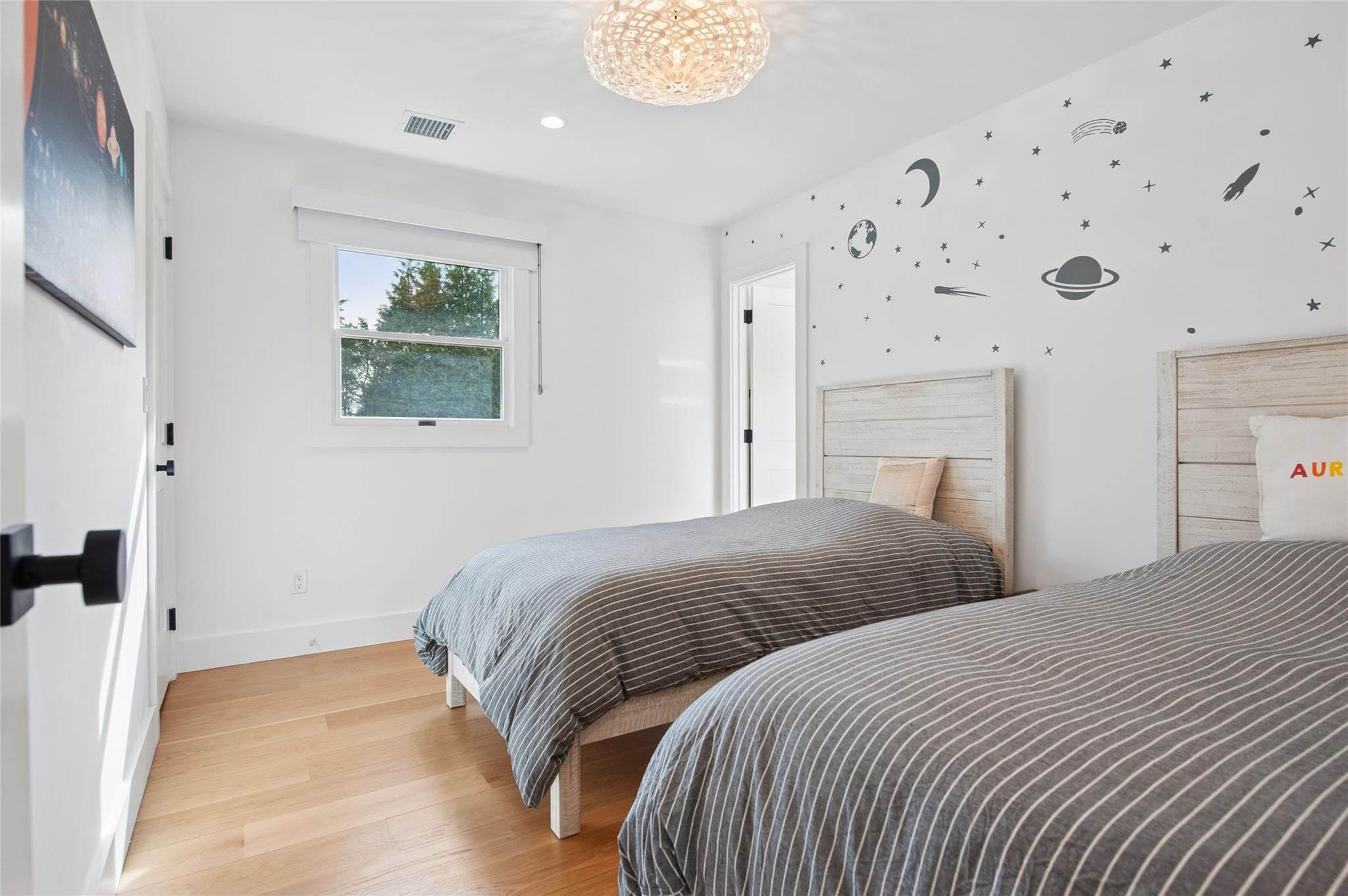 75 Saint Andrews Road, Southampton, New York image 18
