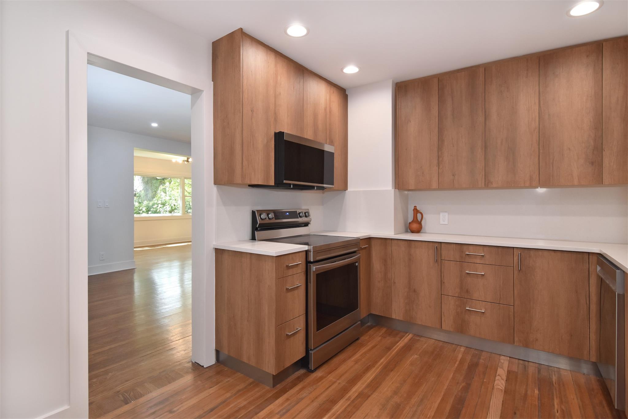 120 Scarsdale Road, Tuckahoe, New York image 3