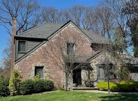 117 Aldershot Lane Manhasset NY 11030