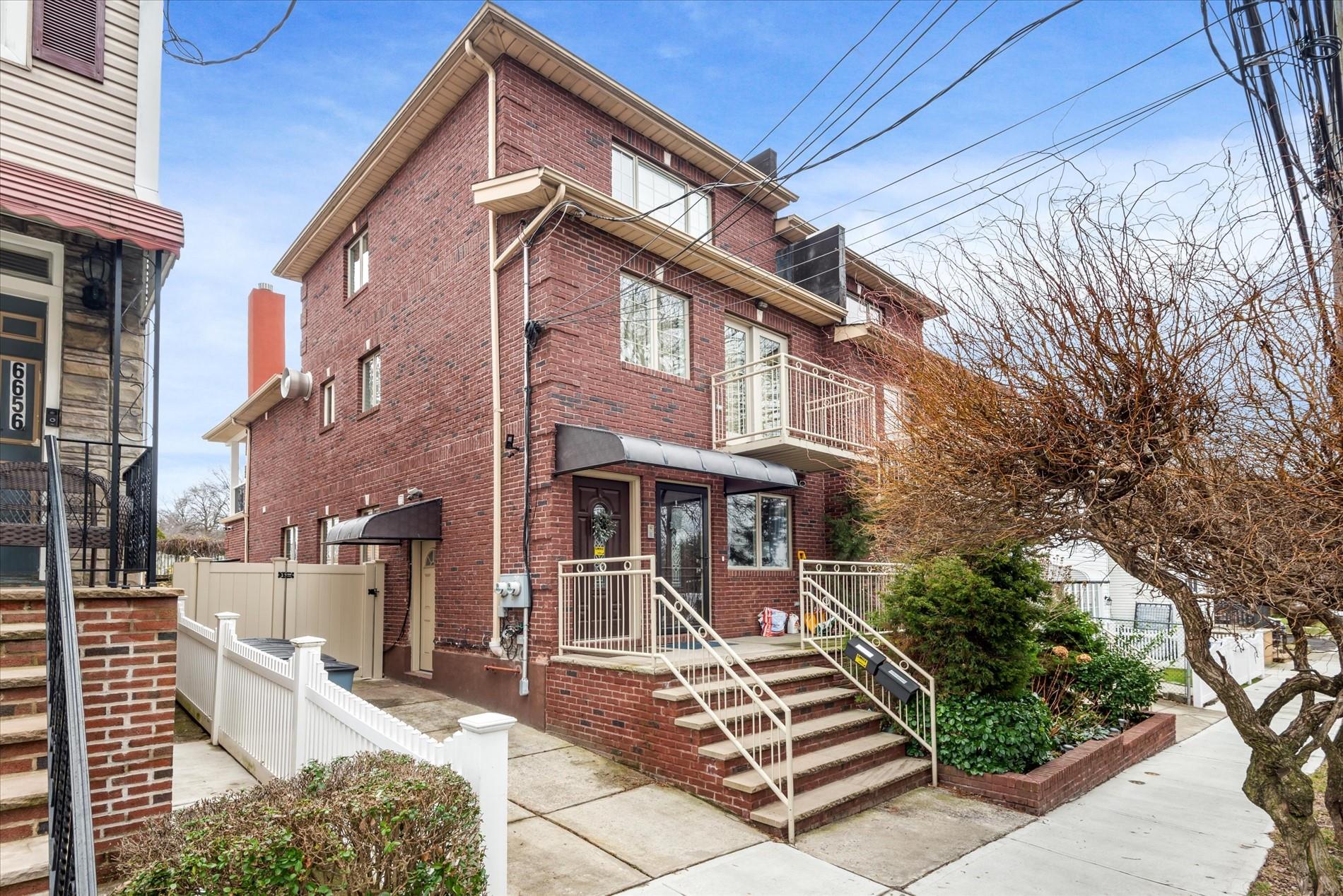 58th Avenue 1, Maspeth, Queens, NY - 2 Bedrooms  
1 Bathrooms - 