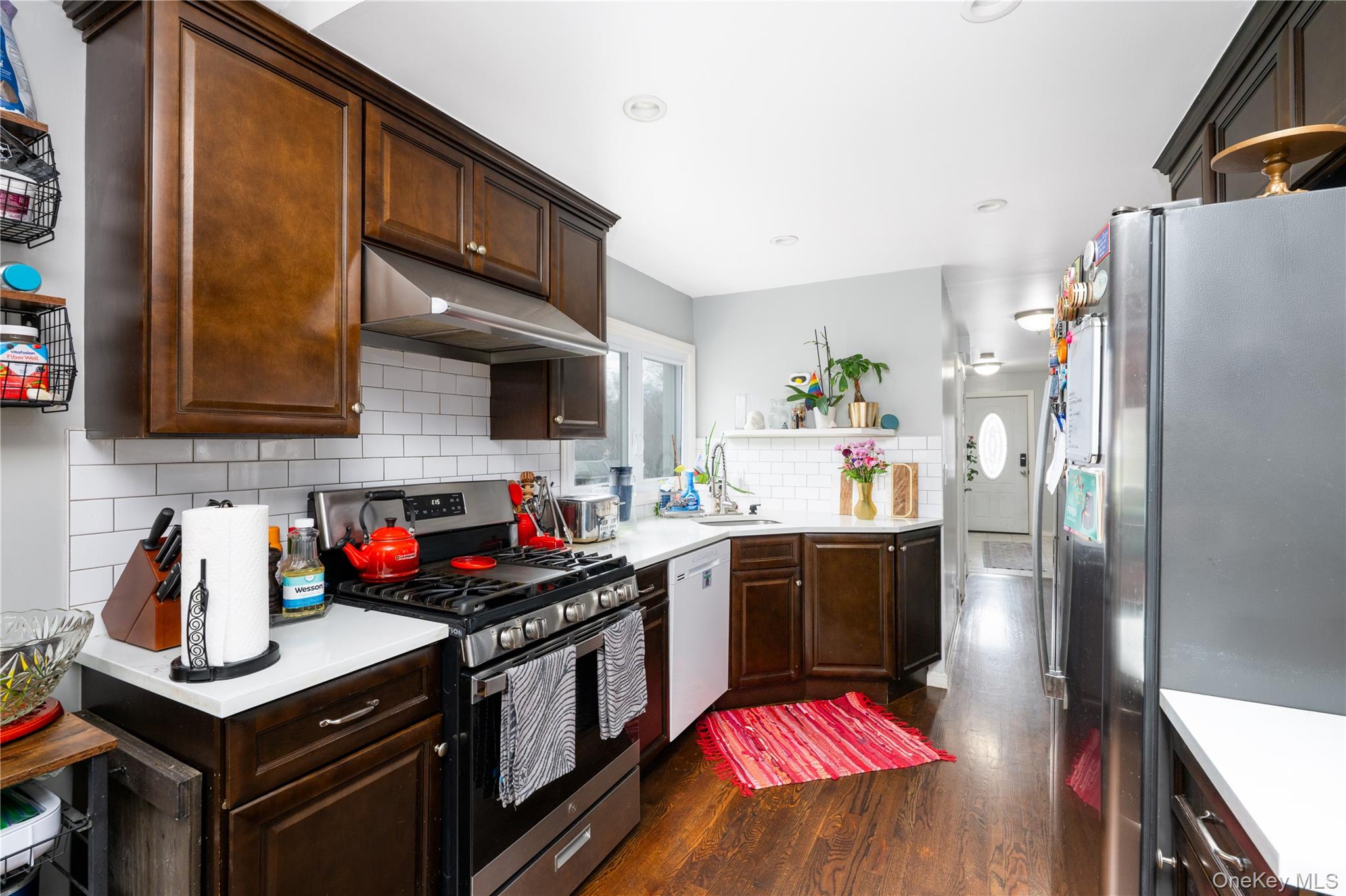 1463 Lincoln Terrace