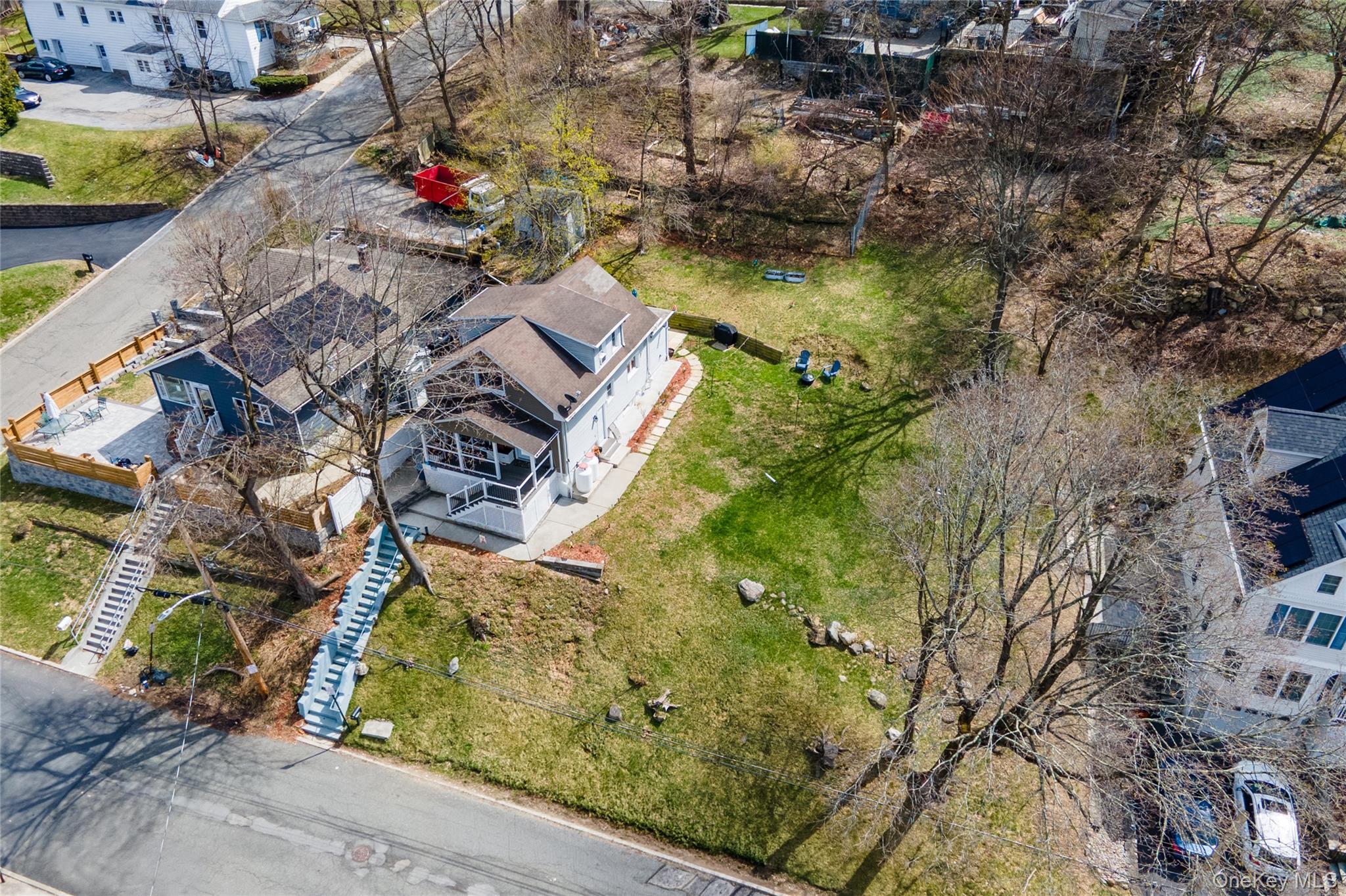 1463 Lincoln Terrace