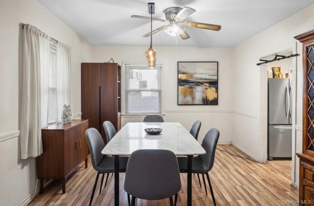 16 Hendrickson Avenue