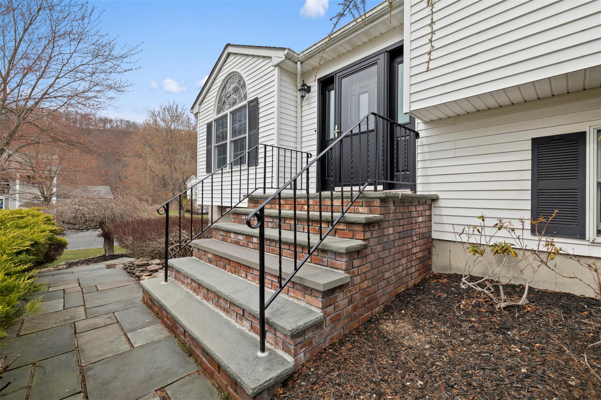 42 Liberty Drive, Highland Mills, New York image 4