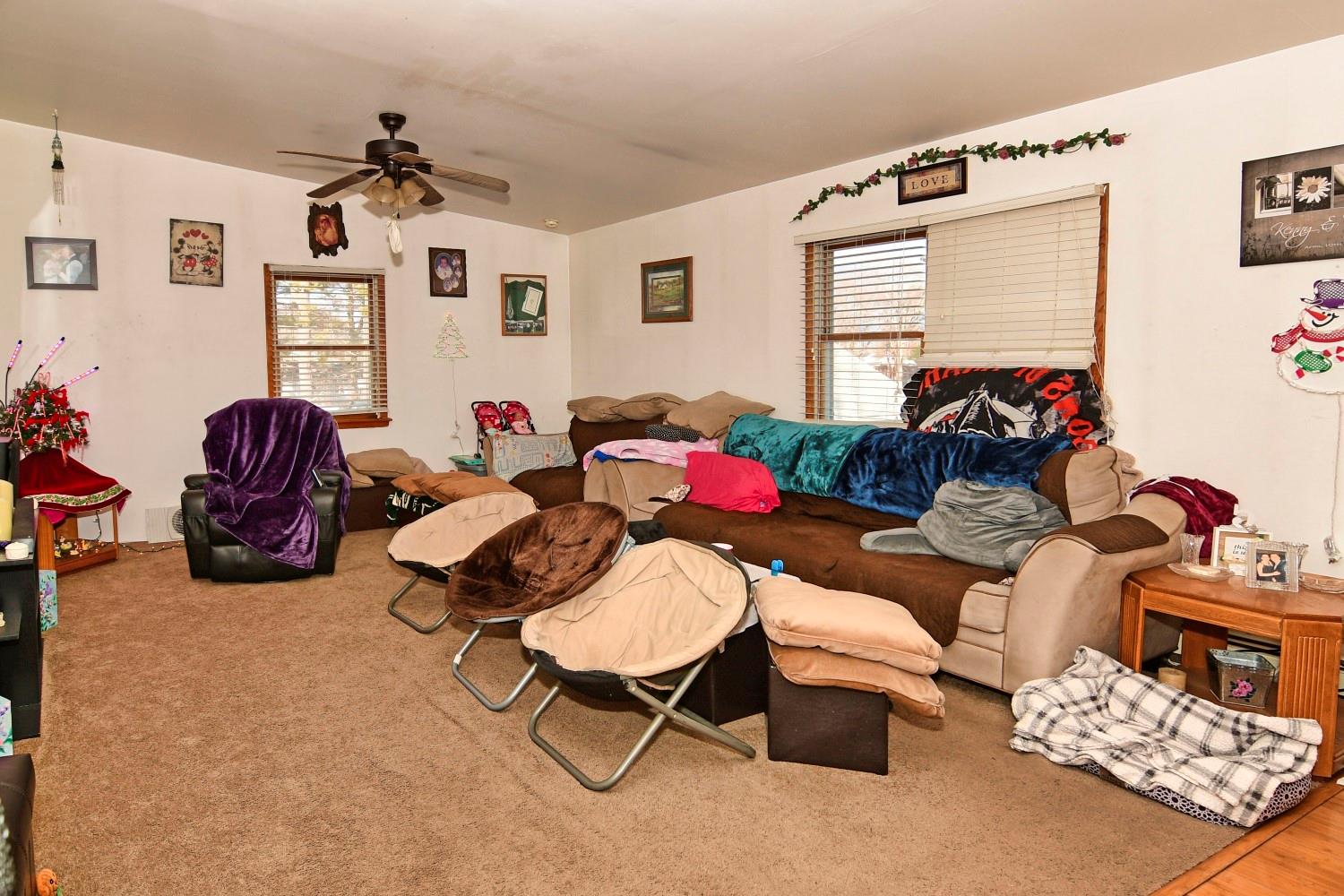 467 Carlls Path, Deer Park, New York image 27