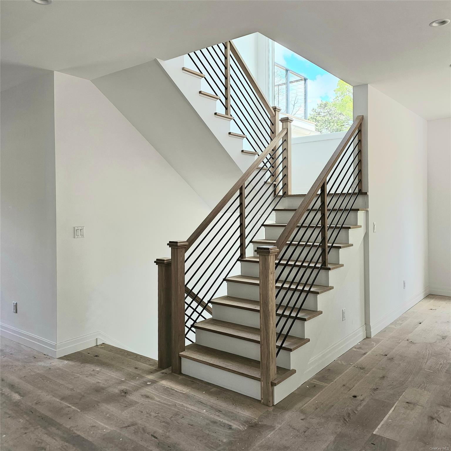 135 South Road, Westhampton, New York image 5