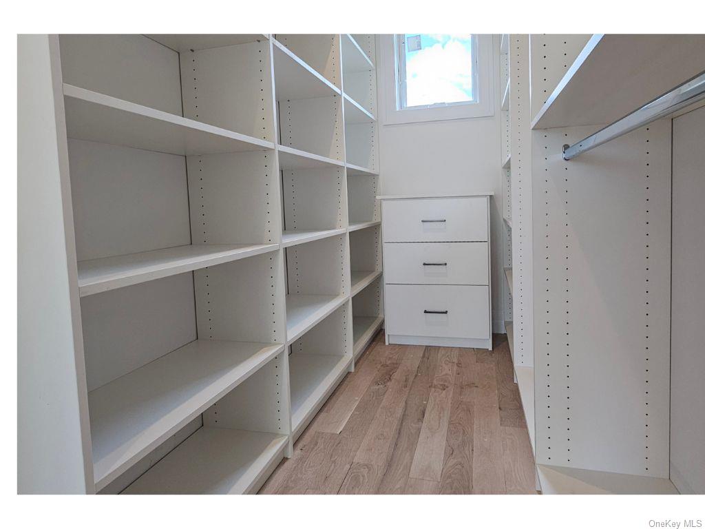 135 South Road, Westhampton, New York image 17