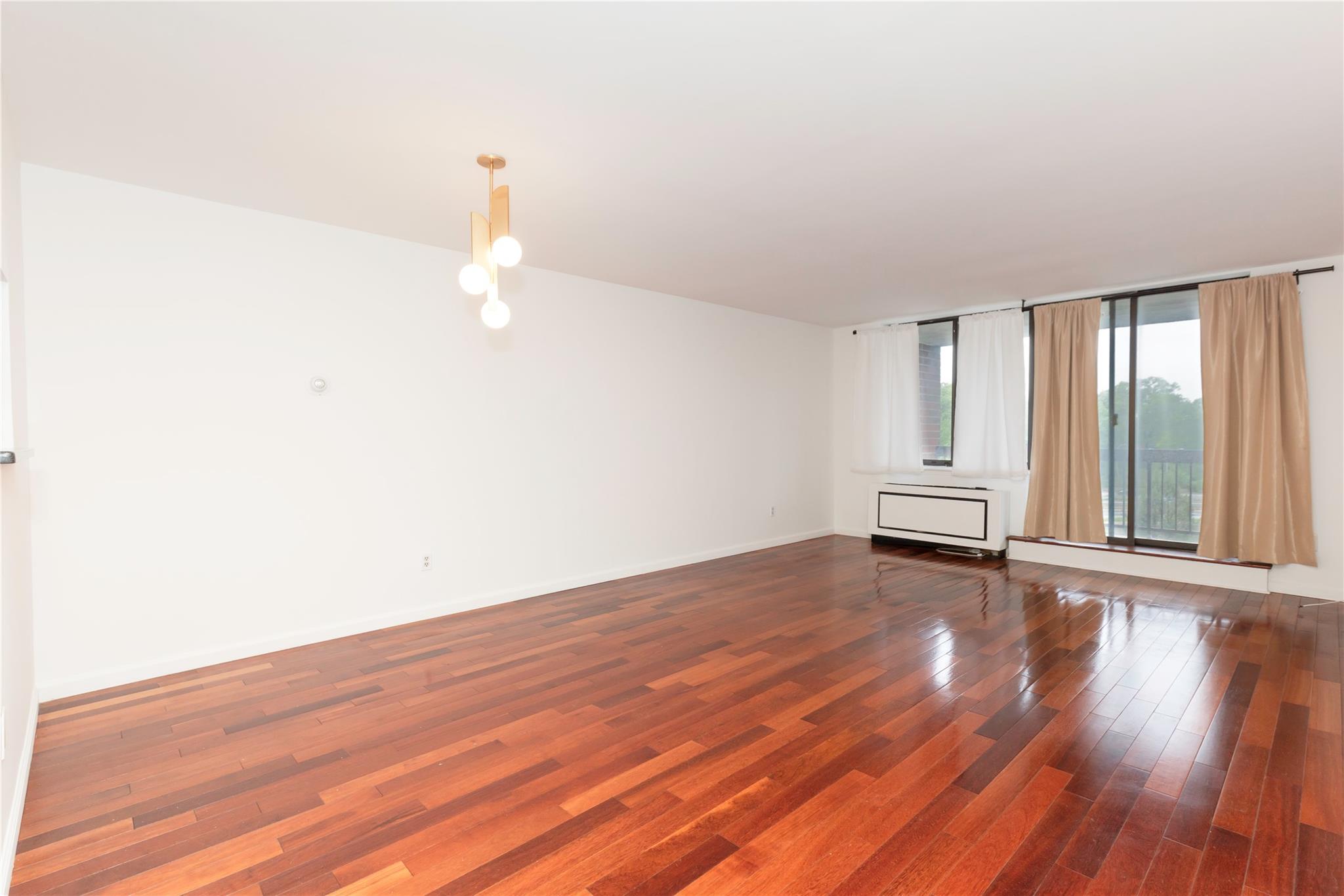 1374 Midland Avenue #607, Bronxville, New York image 4