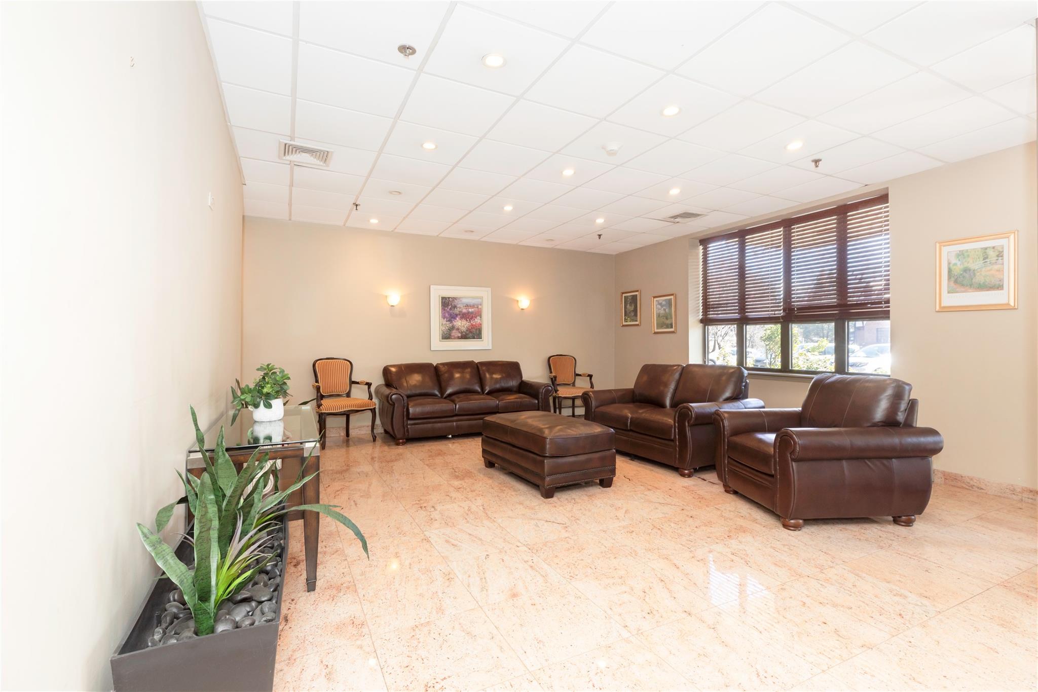 1374 Midland Avenue #607, Bronxville, New York image 3