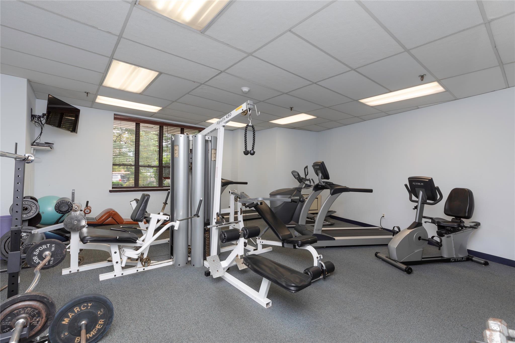 1374 Midland Avenue #607, Bronxville, New York image 21