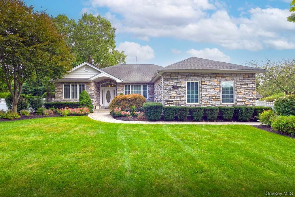 Photo of 299 Pine Acre Boulevard, Dix Hills, NY 11746 (MLS # 1055168)