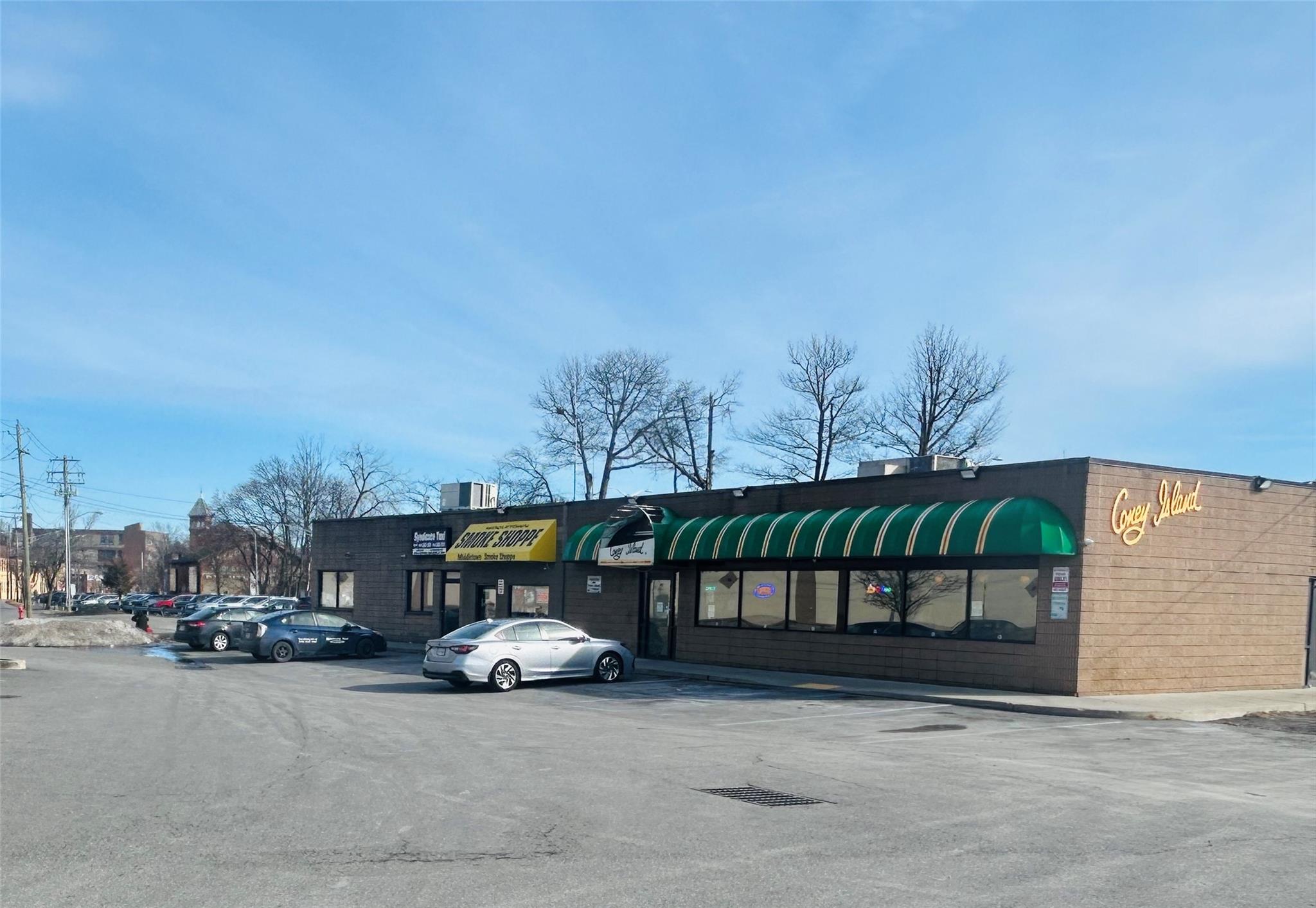 22 Railroad Avenue 10