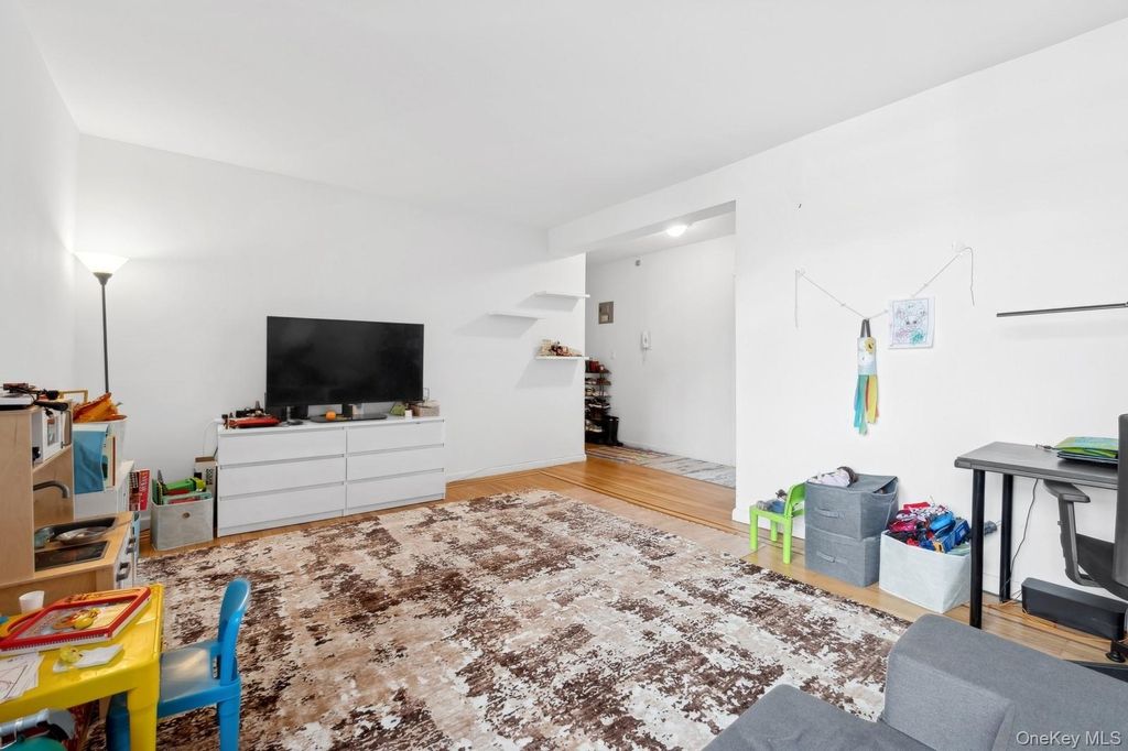 Photo of 7234 Austin Street #D11, Forest Hills, NY 11375 (MLS # 955238)